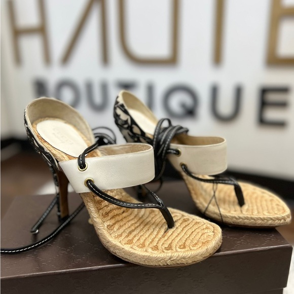 Gucci sandals - Picture 2 of 2